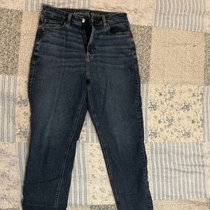 American Eagle high waisted mom jeans 10 reg